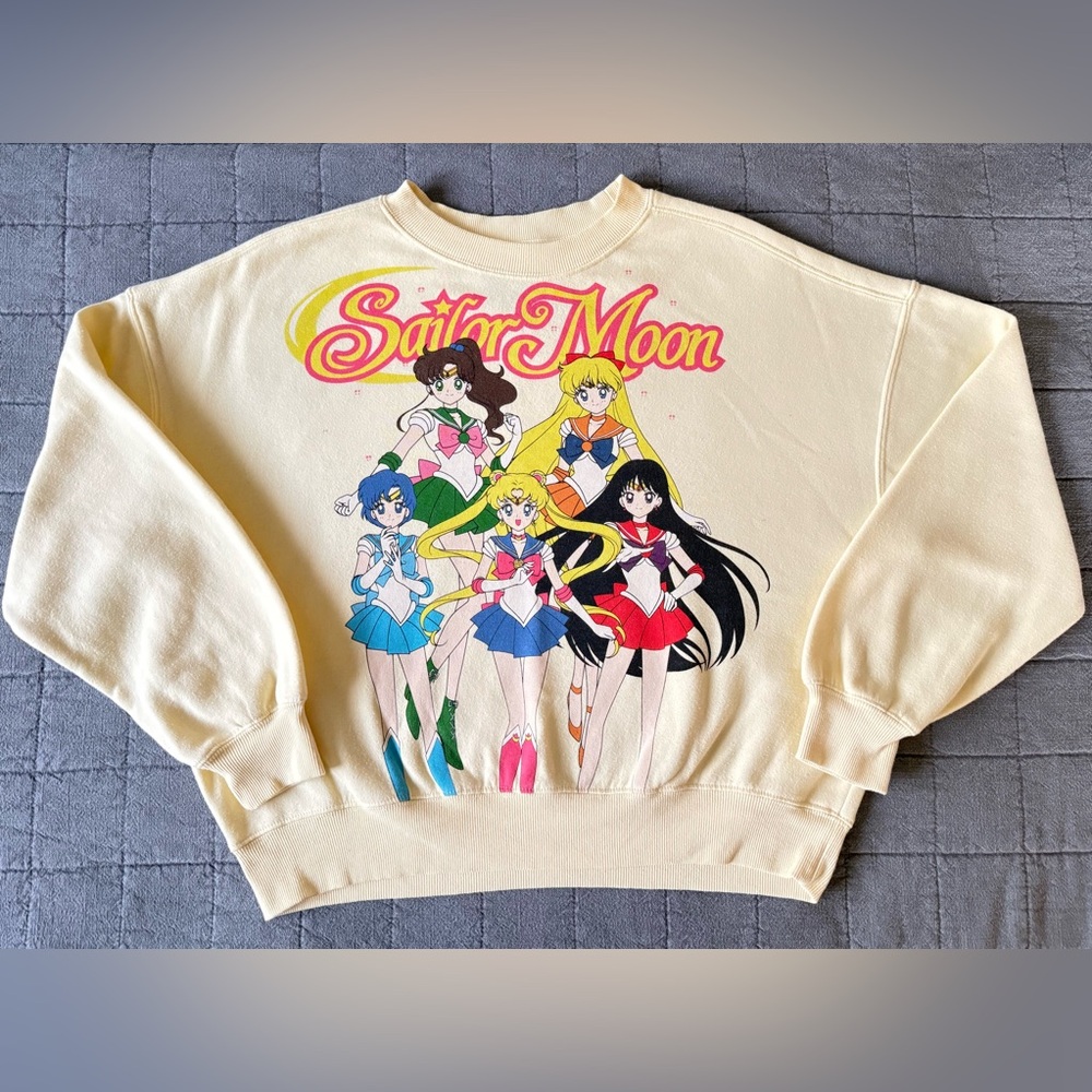 Sailor Moon - Oversized Sweatshirt